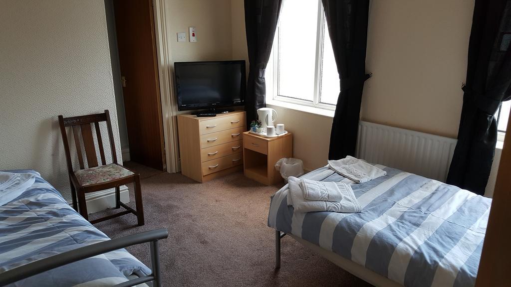 The Lodge Guest Accommodation Barrow-in-Furness Buitenkant foto