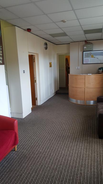 The Lodge Guest Accommodation Barrow-in-Furness Buitenkant foto